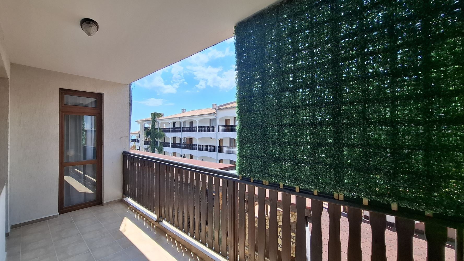 Luxuriöse 3-Zimmer-Wohnung in erster Meereslinie in Sveti Vlas – Exklusive Meeresatmosphäre und erstklassiger Komfort