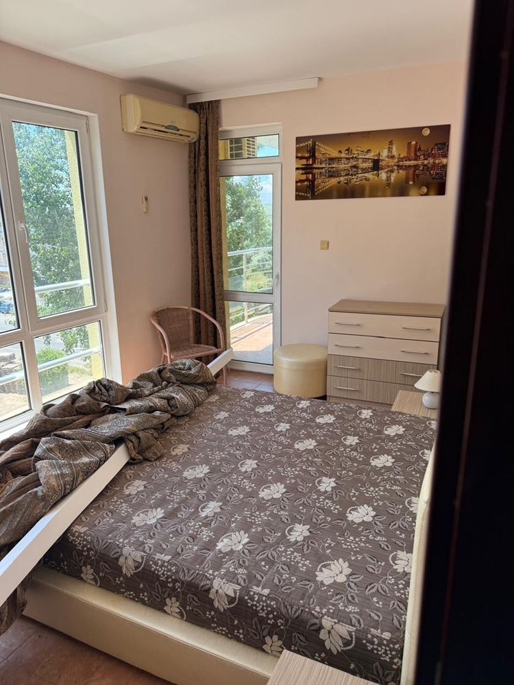 Geräumige Wohnung mit einem Schlafzimmer in Sonnenstrand – Südausrichtung und ausgezeichnete Annehmlichkeiten in der Anlage
