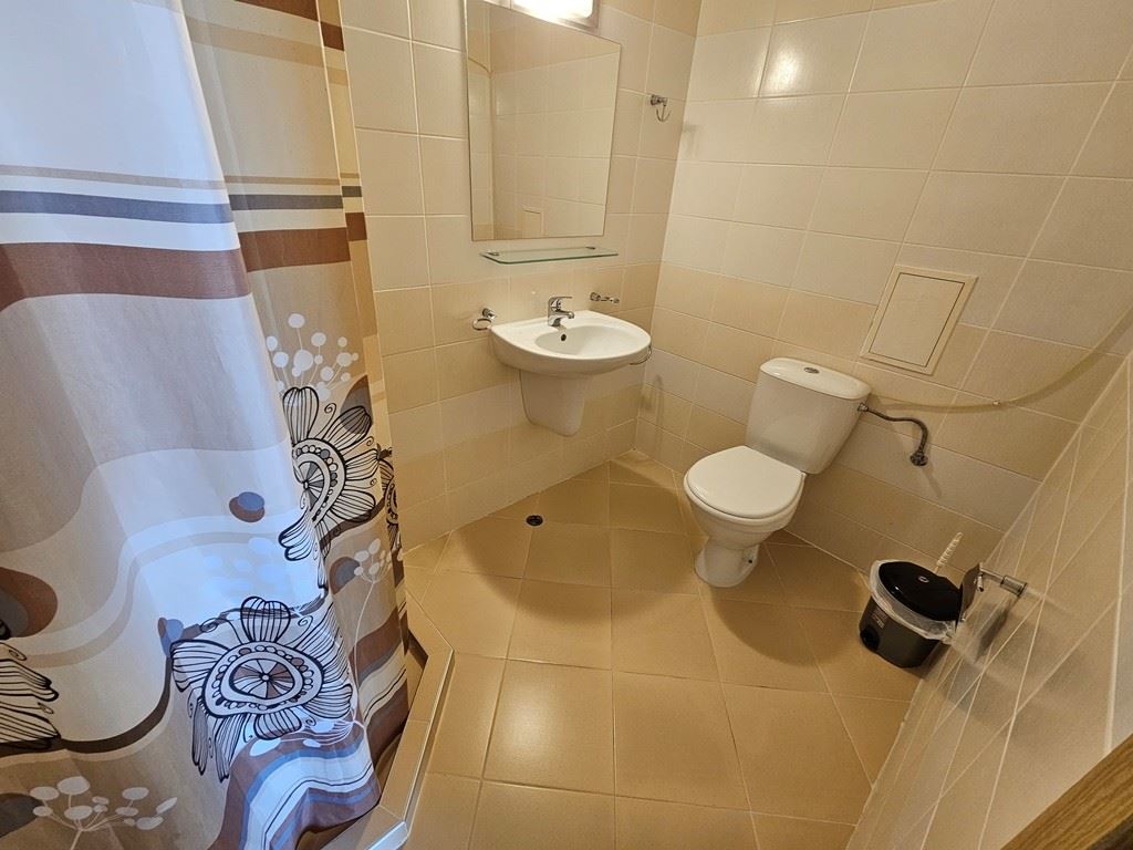 Stilvolles Studio mit Panoramablick auf den Pool in Sunny Beach – bezugsfertig und ideal zur Investition