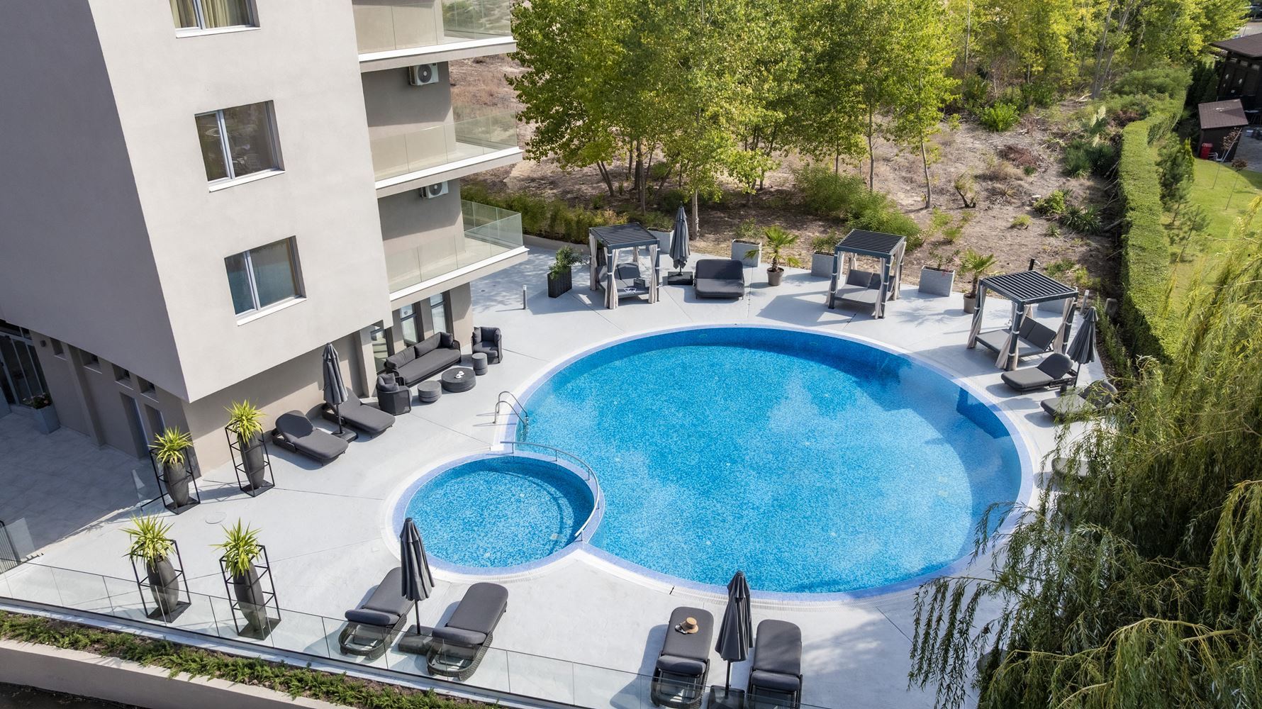 Apartment mit zwei Schlafzimmern, Südausrichtung in erster Meereslinie – Raum, Komfort und ausgezeichnete Investition