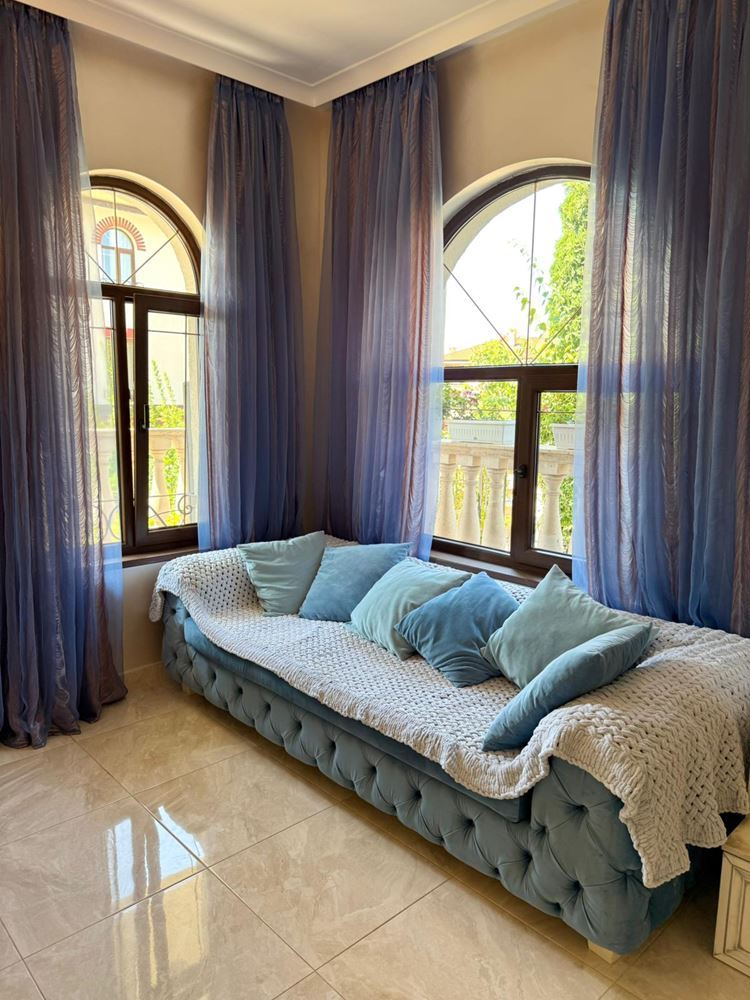 Luxuriöses Maisonette-Apartment mit großzügiger Veranda und Poolblick in Sveti Vlas
