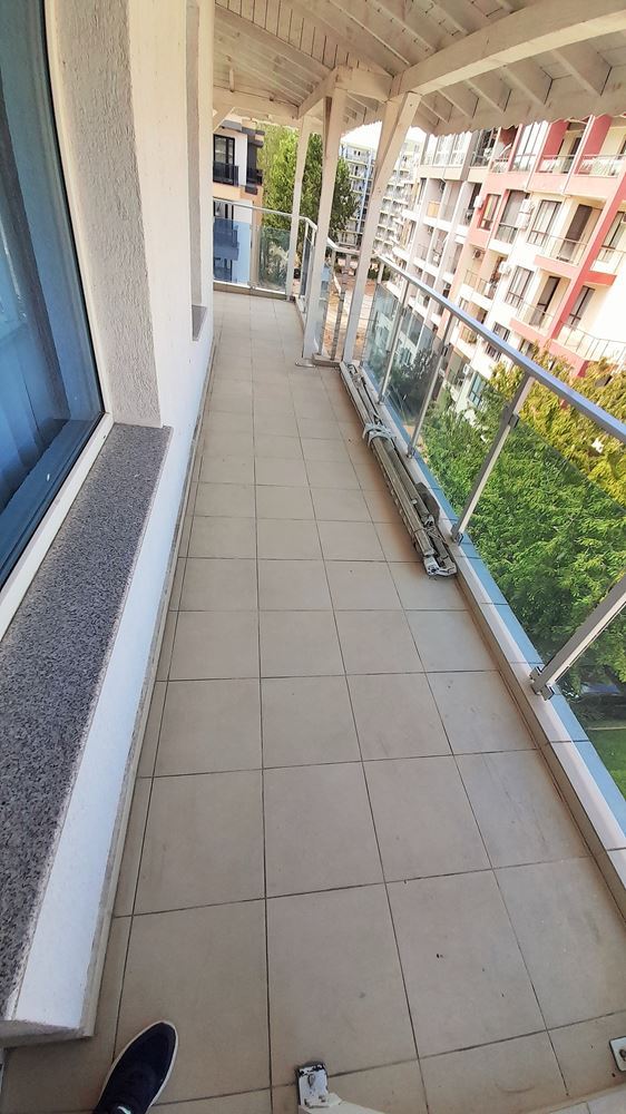 Gemütliche 2-Zimmer-Wohnung mit großzügigen Terrassen und niedriger Instandhaltungsgebühr in Sonnenstrand