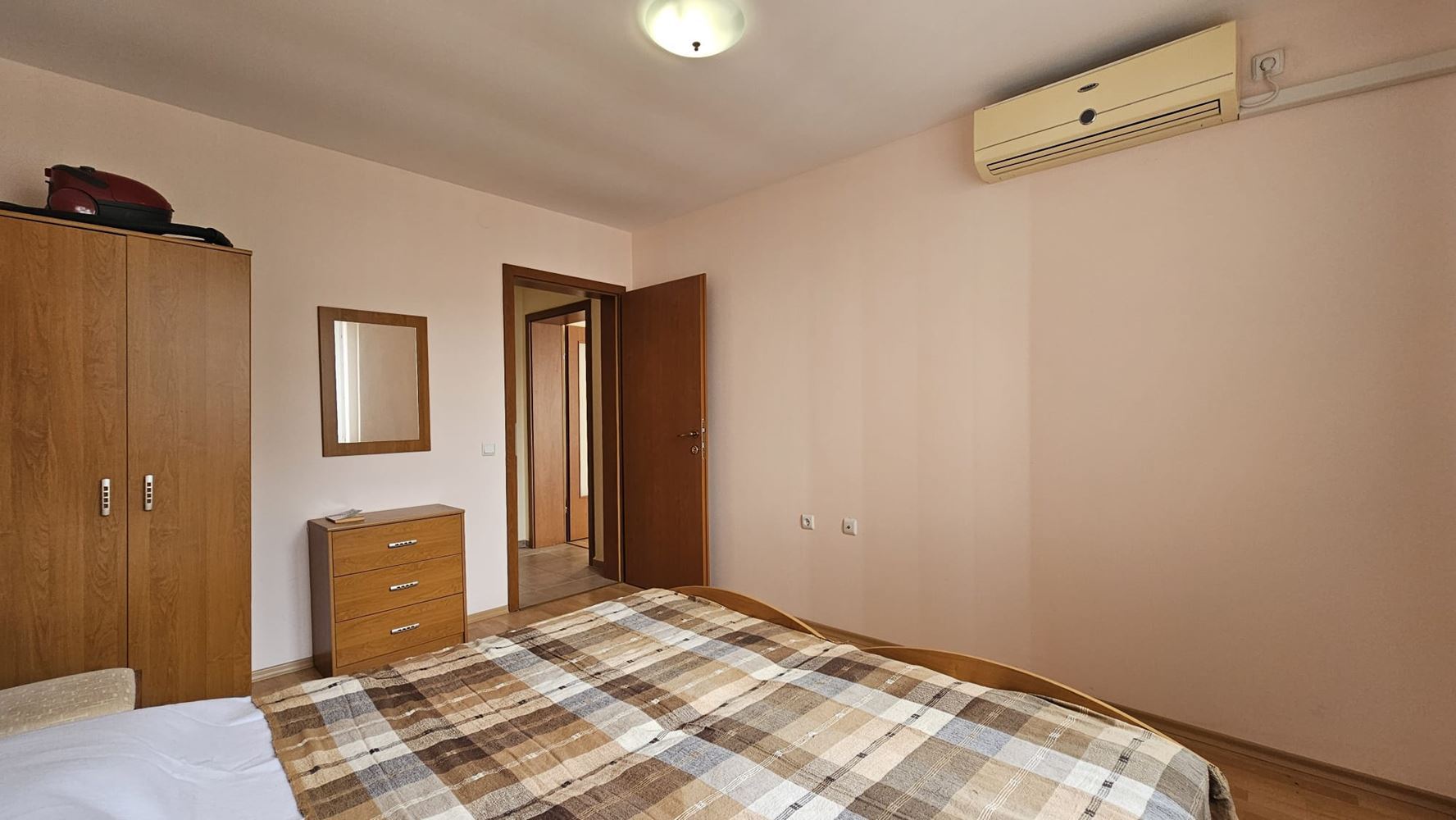 Meeresidylle in erster Linie – Zweizimmerwohnung (mit einem Schlafzimmer) mit Meerblick in Sveti Vlas