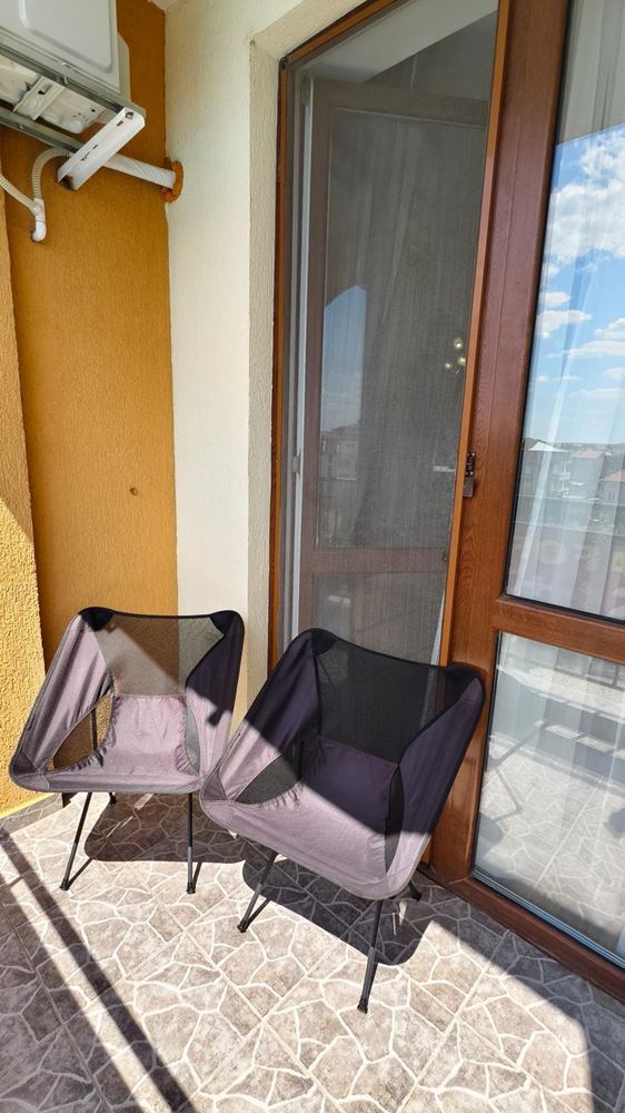 Geräumiges, modern möbliertes Studio mit separatem Schlafzimmer in einer Wohnanlage in Aheloy – Bezugsfertig