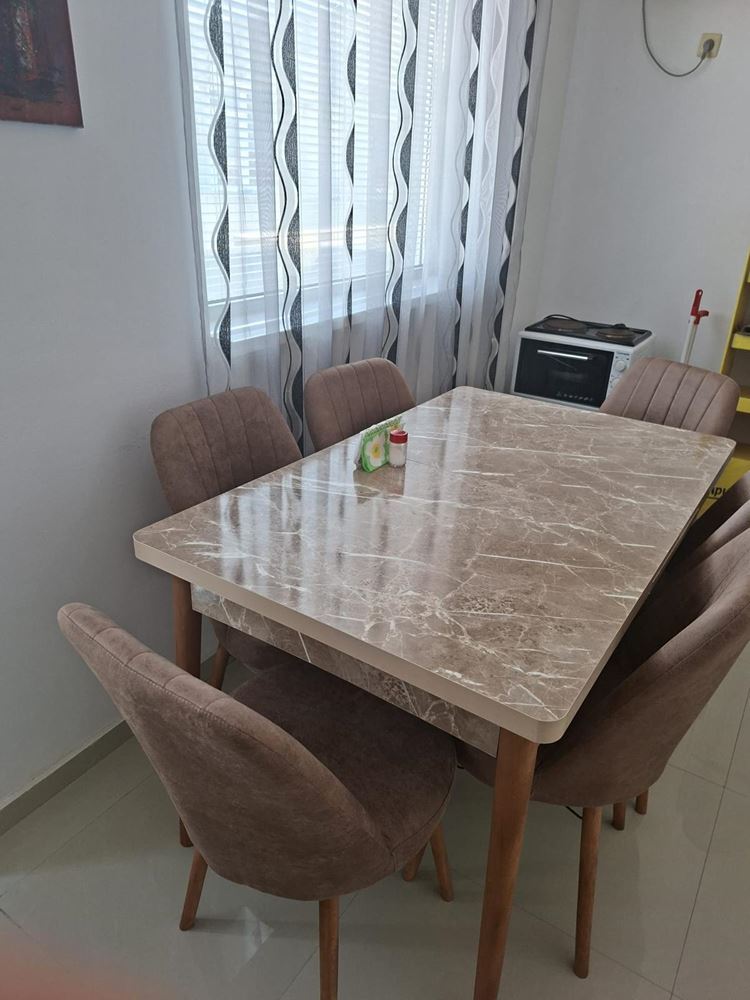 Panorama-2-Zimmer-Wohnung mit Meerblick in Ravda – bezugsfertig