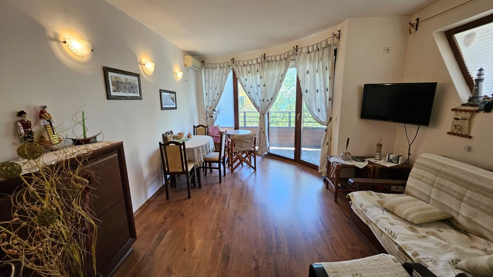 Einzimmerwohnung ohne Wartungsgebühr im Viertel „Rusalka“, Sveti Vlas – eine ausgezeichnete Wahl zum Wohnen und Investieren