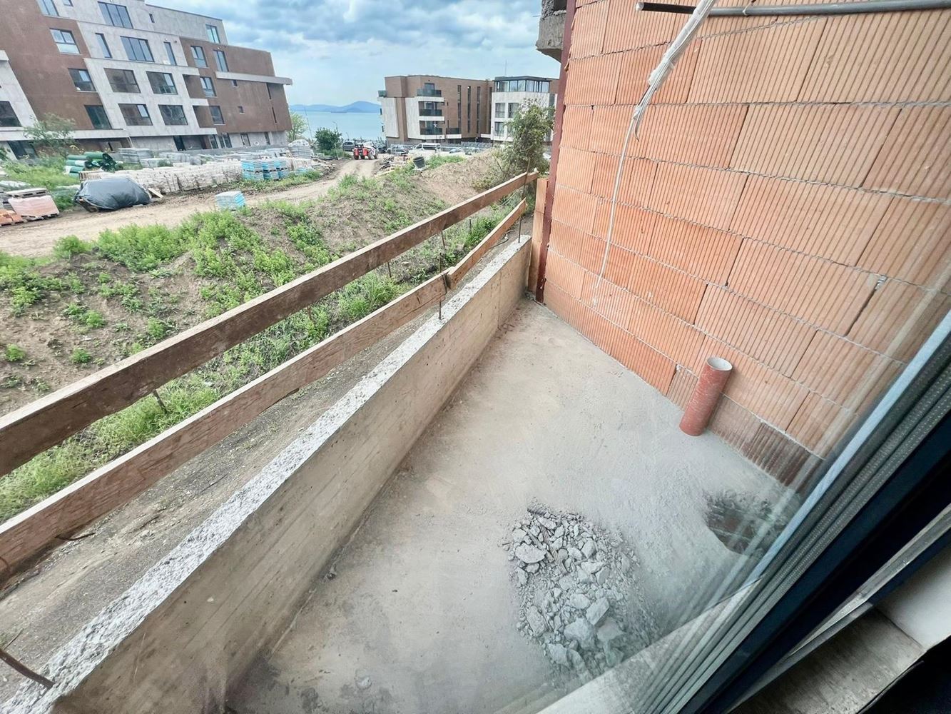 100 Meter vom Meer entfernt in Sarafovo – neues Studio in einer Anlage mit großzügigen Grünflächen