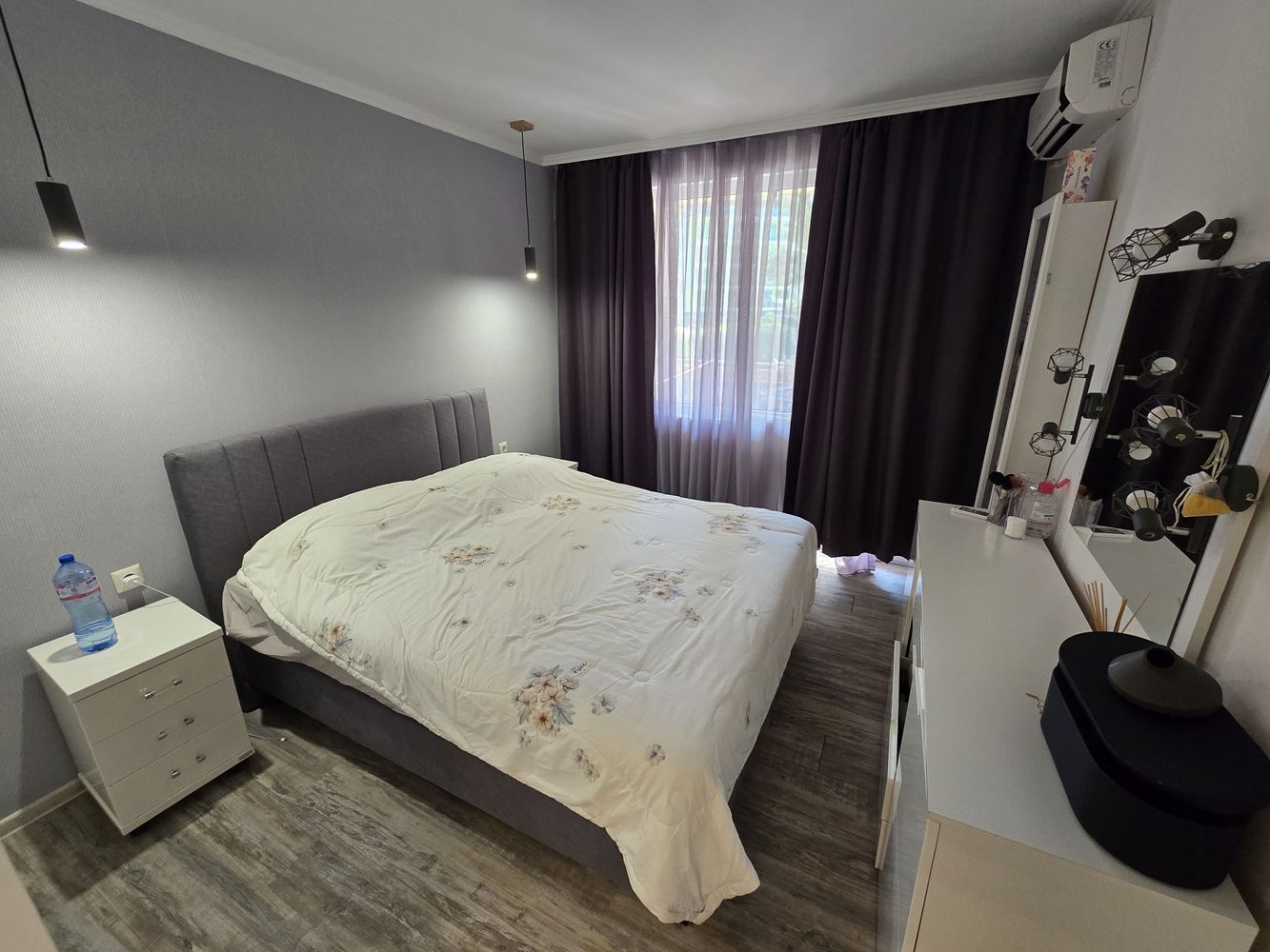 3-Zimmer-Wohnung mit luxuriöser Renovierung in Sonnenstrand – Blick auf den Pool und Möglichkeit zur Ratenzahlung