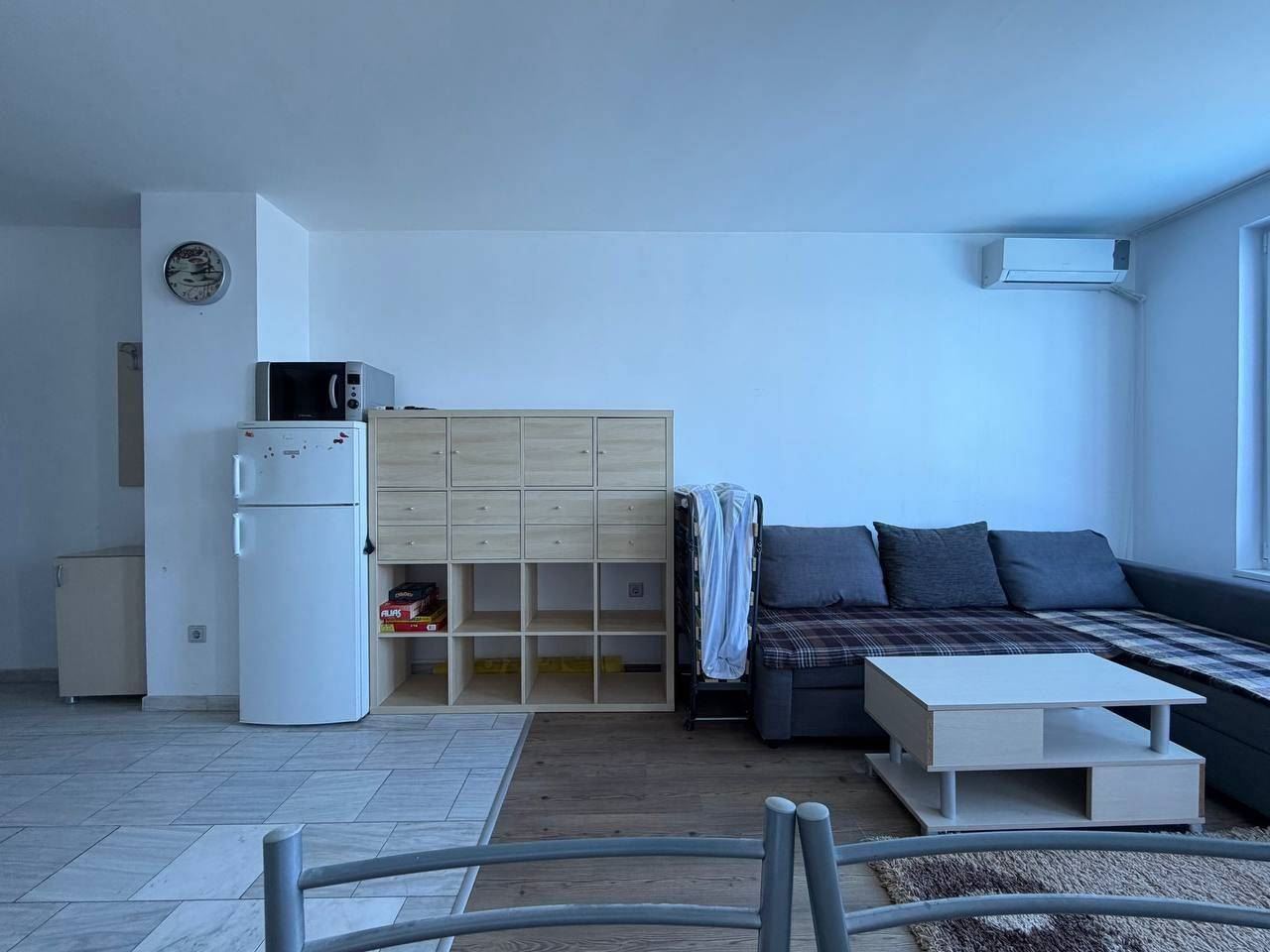 Wohnung mit einem Schlafzimmer in erster Meereslinie in Pomorie – Panoramablick auf das Meer und den Pool