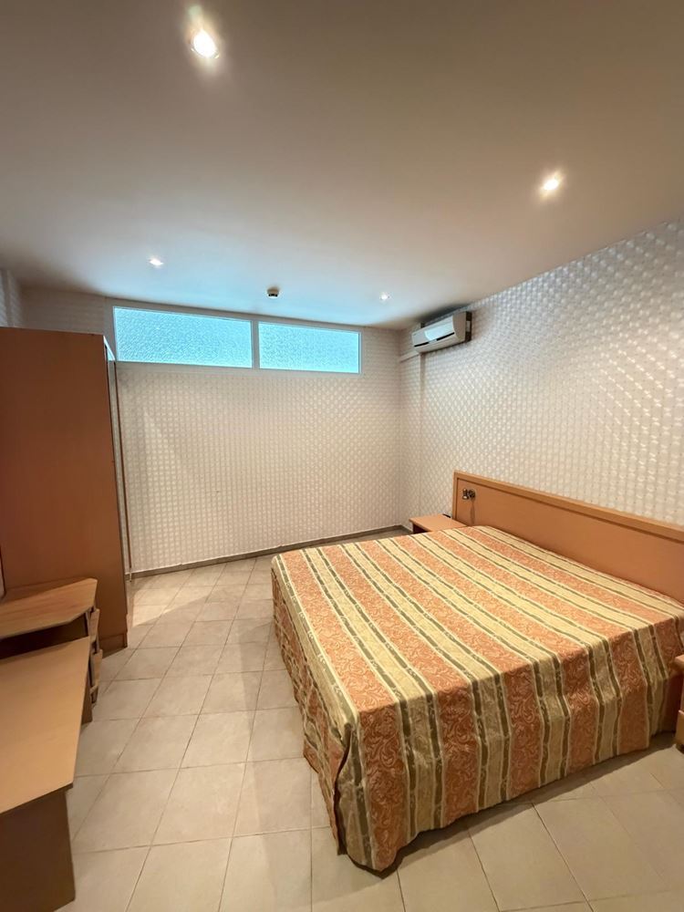 Luxuriöse 3-Zimmer-Wohnung mit Meerblick nur 100 Meter vom Strand in Sonnenstrand entfernt