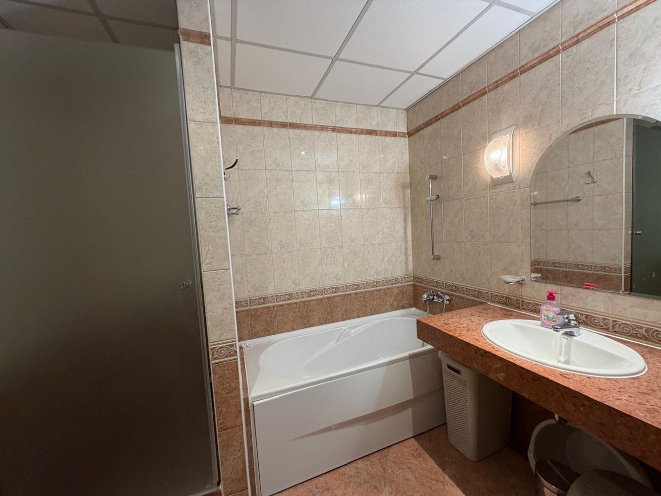 Erste Meereslinie in Pomorie – möbliertes Studio in einer luxuriösen Anlage mit Pools, Spa und Attraktionen