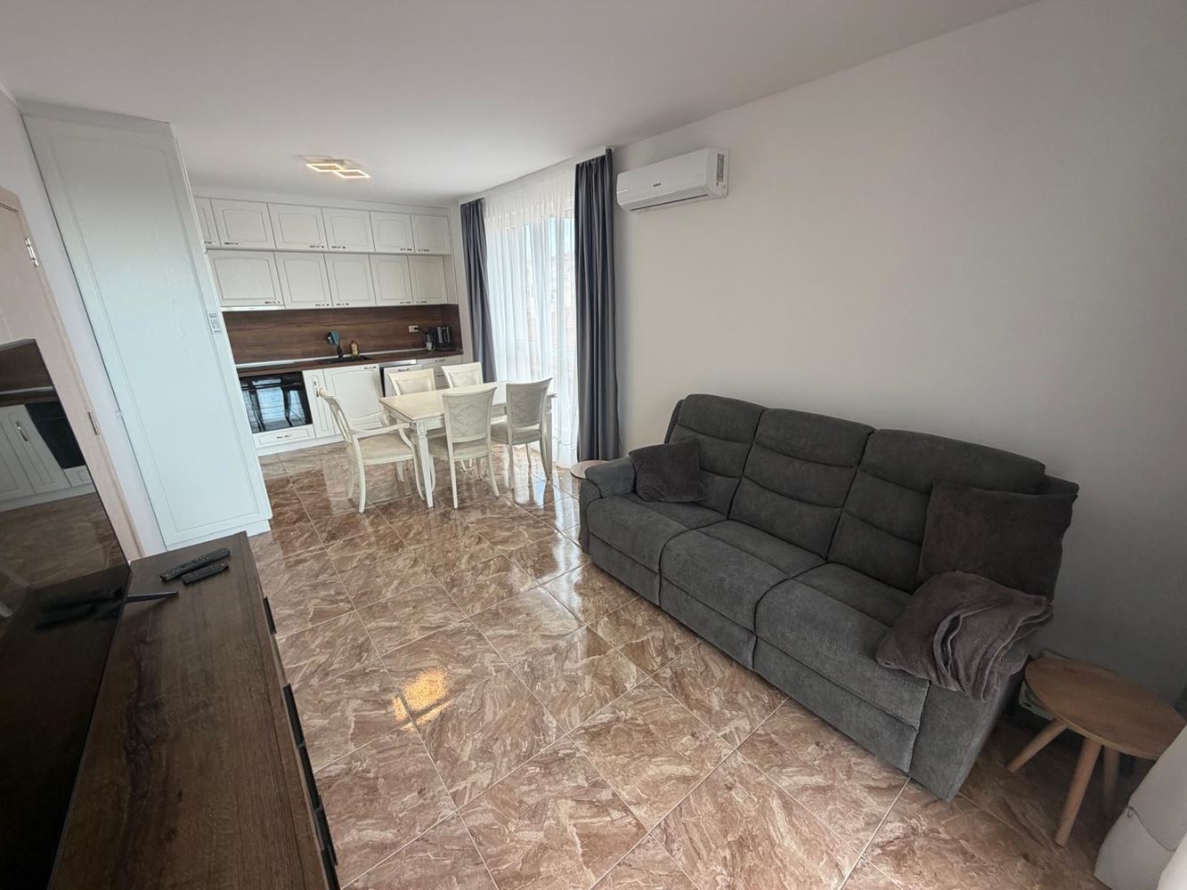 Wohnung mit zwei Schlafzimmern in einer modernen Wohnanlage mit wunderschöner grüner Umgebung in Rawda