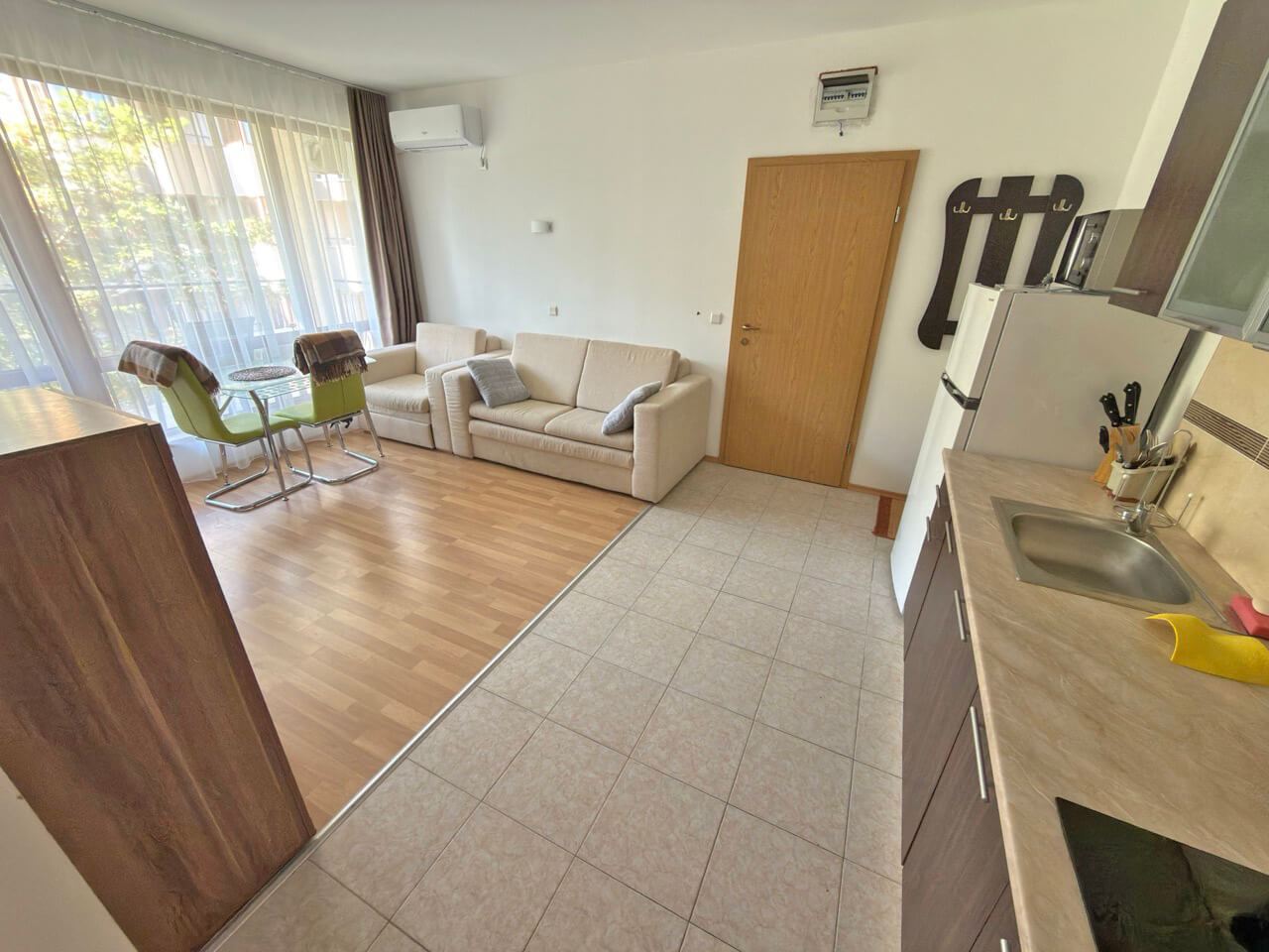 Zweizimmerwohnung mit hochwertiger Möblierung und Swimmingpool in einer modernen Anlage in Sonnenstrand