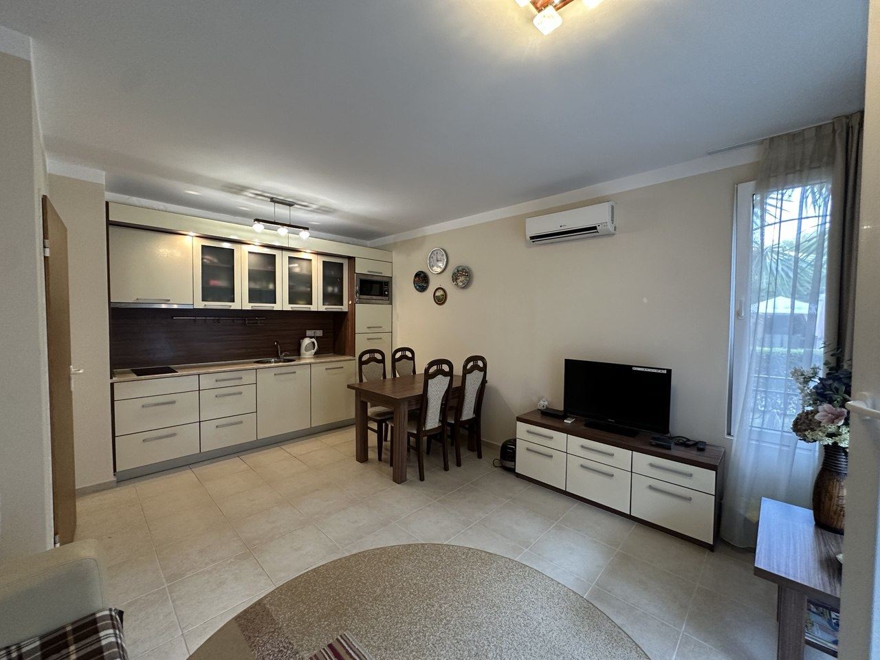 2-Zimmer-Wohnung mit herrlicher Aussicht in Pomorie – ein gemütliches Zuhause am Meer