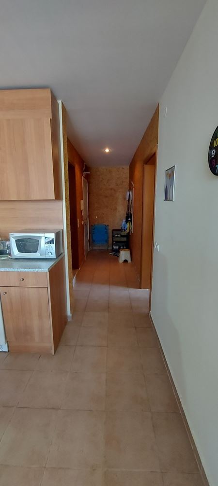Geräumige Drei-Zimmer-Wohnung mit Meerblick in erster Meereslinie – bezugsfertig