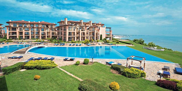 Geräumige möblierte 3-Zimmer-Wohnung mit Meerblick nahe Balchik – Komfort inmitten der Natur und der Golf Riviera