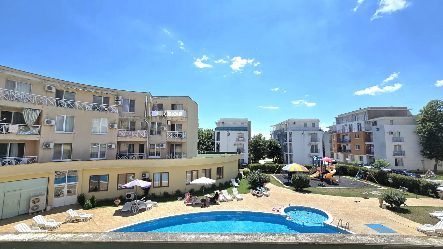  Gemütliches und helles Studio mit Poolblick in Sonnenstrand