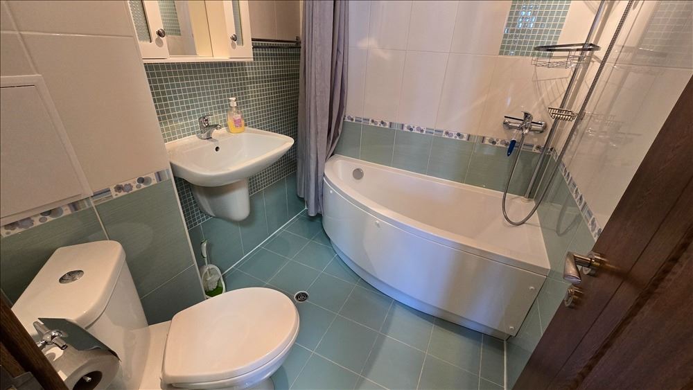 Zweizimmerwohnung ohne Instandhaltungsgebühr in Sarafovo – nach einer Auffrischungsrenovierung