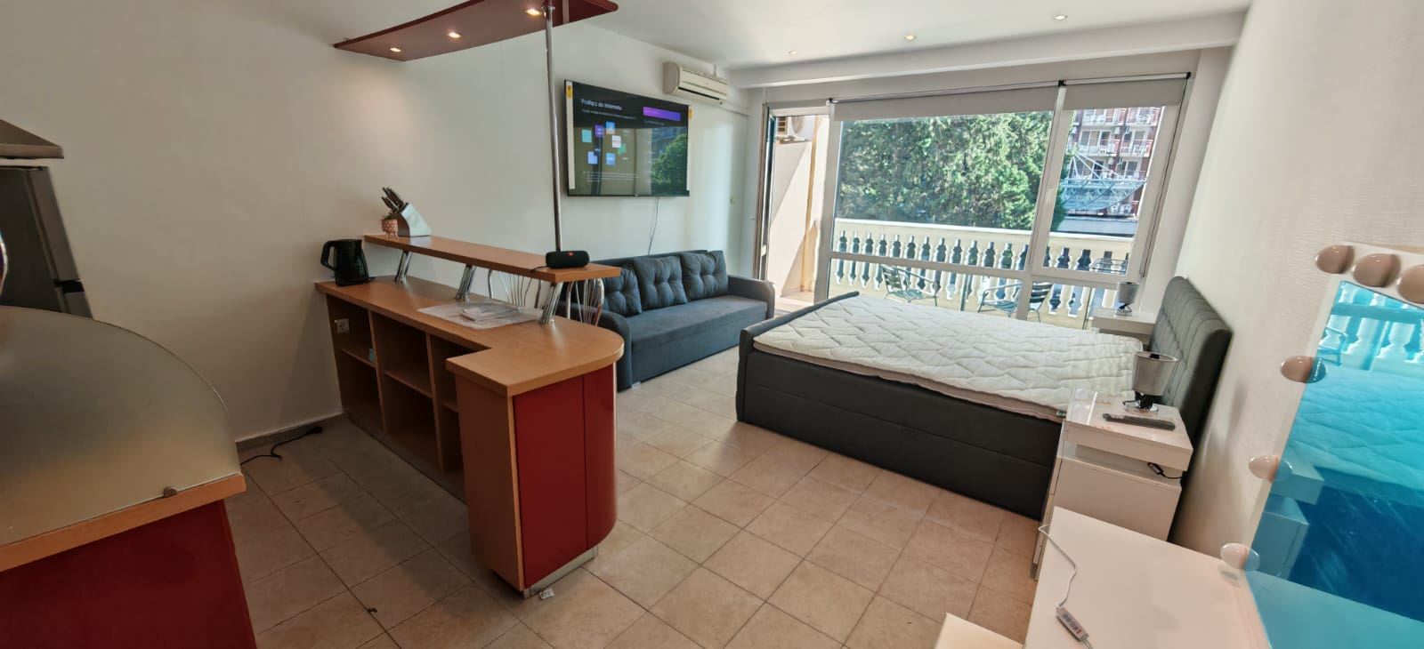 Geräumiges und vollständig möbliertes Studio in einer prestigeträchtigen Wohnanlage in Sonnenstrand – bezugsfertig!
