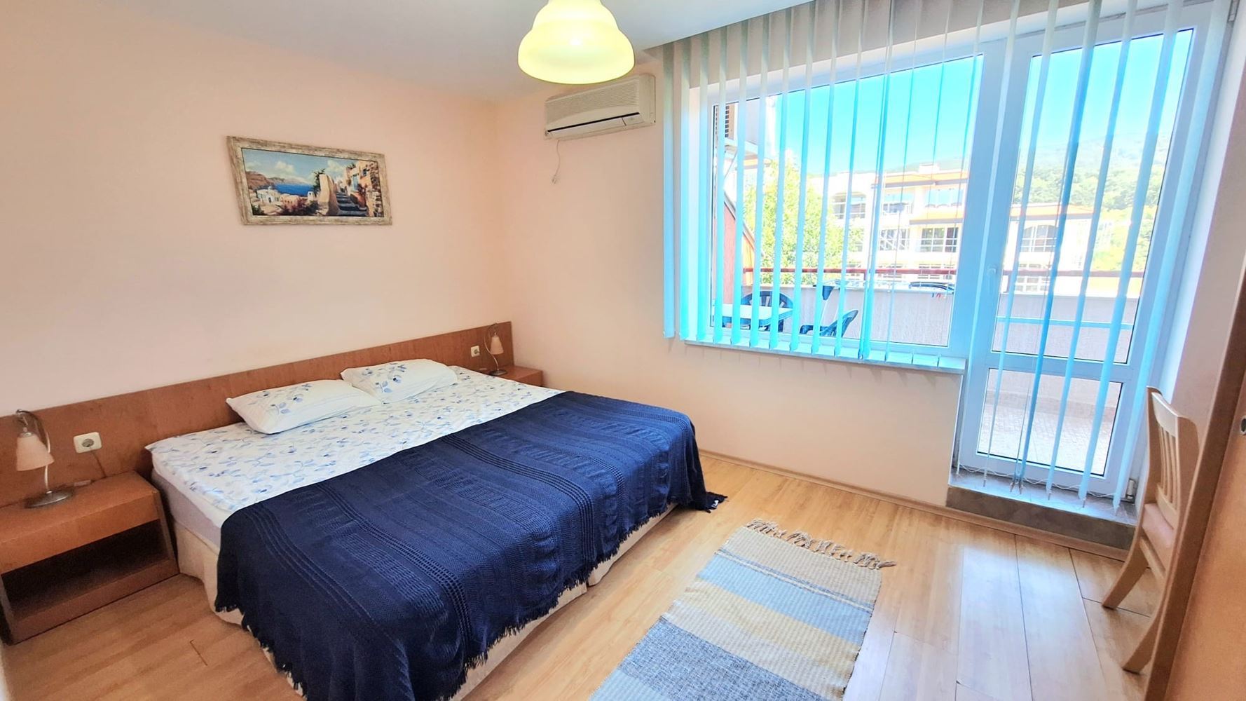 Nur wenige Schritte vom Meer entfernt – gemütliche 3-Zimmer-Wohnung mit zwei Schlafzimmern am Ortseingang von Sveti Vlas