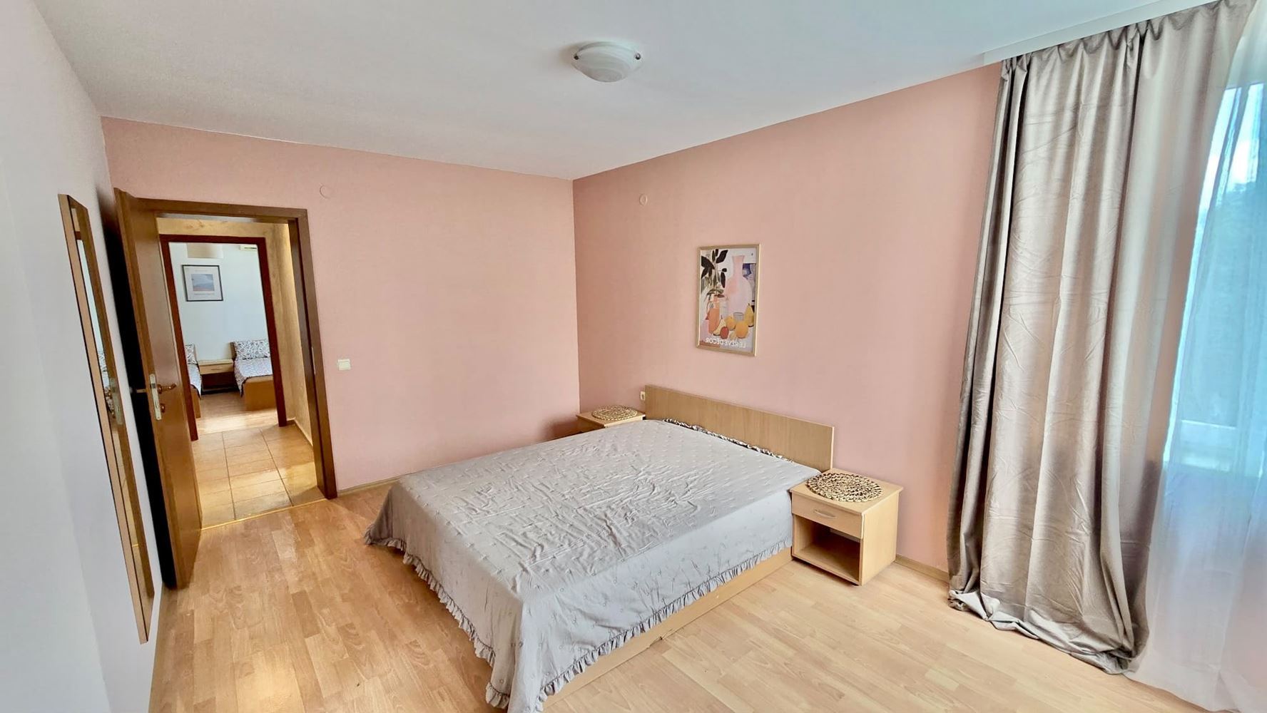 Geräumige 3-Zimmer-Wohnung in Sonnenstrand – voll möbliert und bezugsfertig