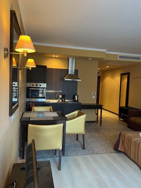 Geräumiges Studio in einem Luxuskomplex nur 50 m vom Strand in Sonnenstrand