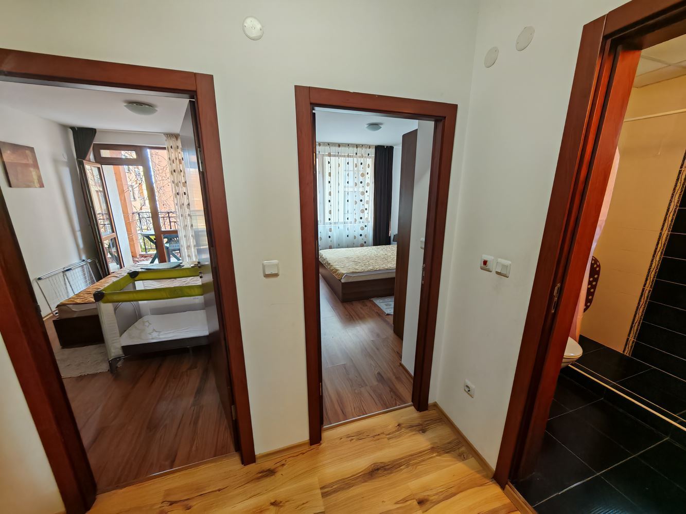 Zwei-Zimmer-Wohnung mit zwei Schlafzimmern in Sveti Vlas mit hervorragenden Annehmlichkeiten in einer geschlossenen Wohnanlage