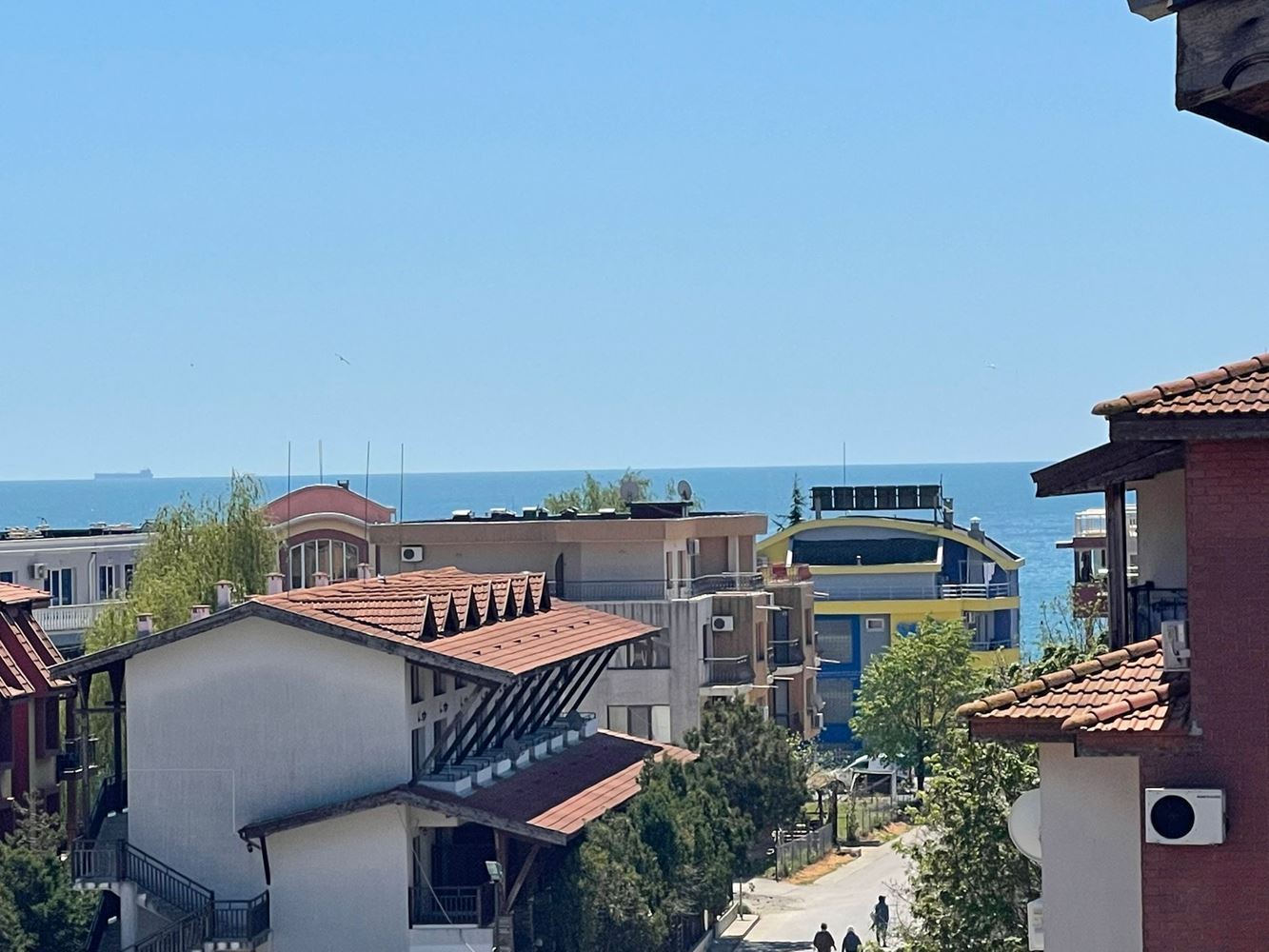 Studio mit Meerblick in einem prestigeträchtigen Komplex zwischen Nessebar und Ravda – ausgezeichnete Lage und Investitionspotenzial