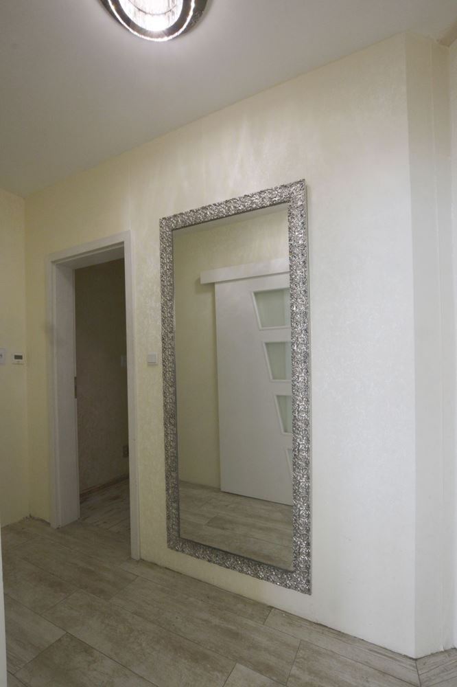 Luxuriöse Drei-Zimmer-Wohnung mit Meerblick in erster Reihe in Ravda – 114 m², zwei Terrassen und maximaler Komfort