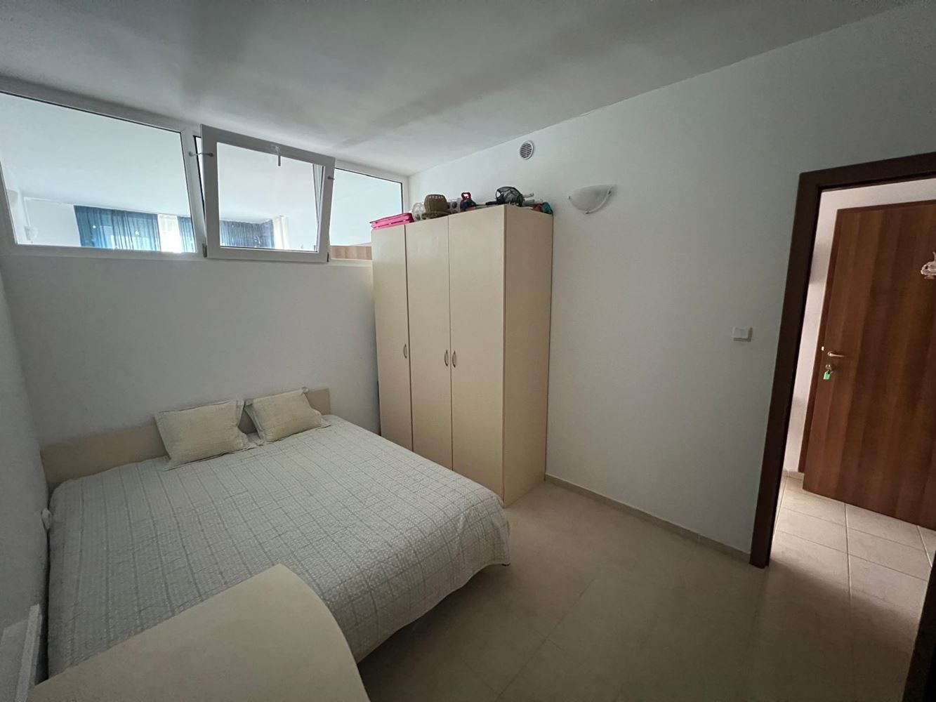 Wohnung mit zwei Schlafzimmern in einer ganzjährig geöffneten Wohnanlage am Meer – bezugsfertig