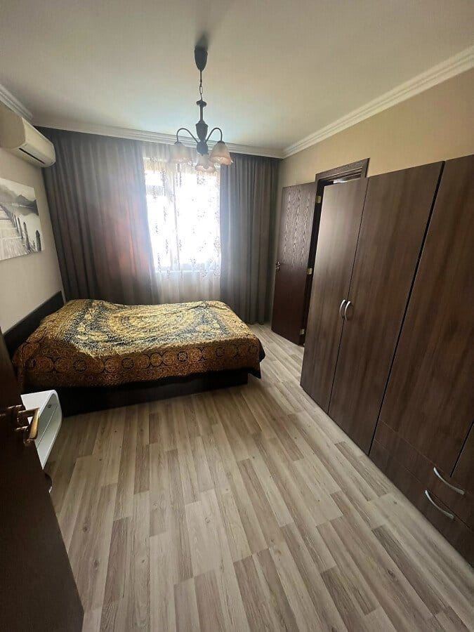 Geräumige Vier-Zimmer-Wohnung mit einzigartigem Panoramablick über die gesamte Bucht in Sveti Vlas