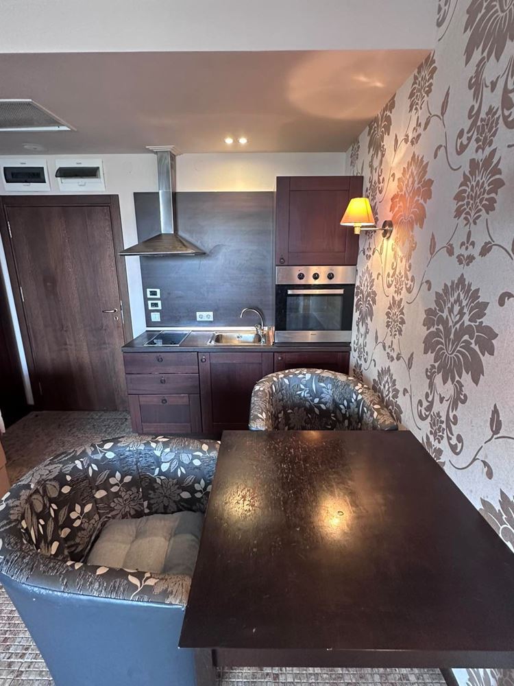 Luxuriöse Wohnung mit einem Schlafzimmer und Panoramablick auf das Meer in einer prestigeträchtigen Wohnanlage in Sonnenstrand