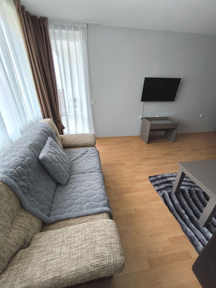 Luxuriöse Wohnung mit einem Schlafzimmer in erster Meereslinie in Sveti Vlas