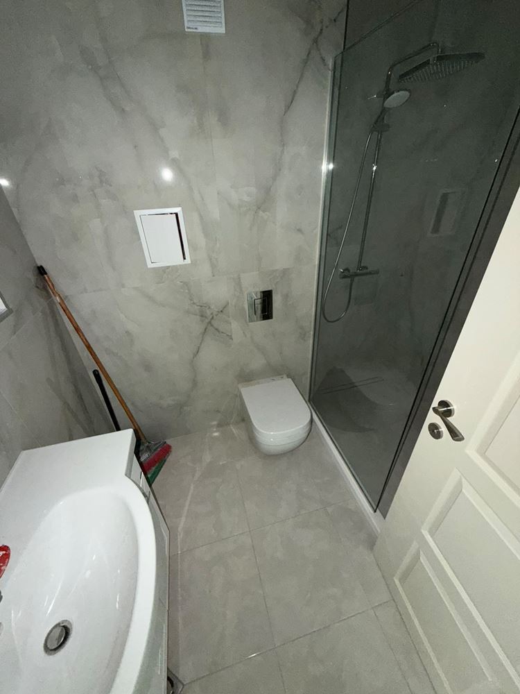 Neue 2-Zimmer-Wohnung mit Pool- und Meerblick in einem luxuriösen First-Line-Komplex in Nessebar