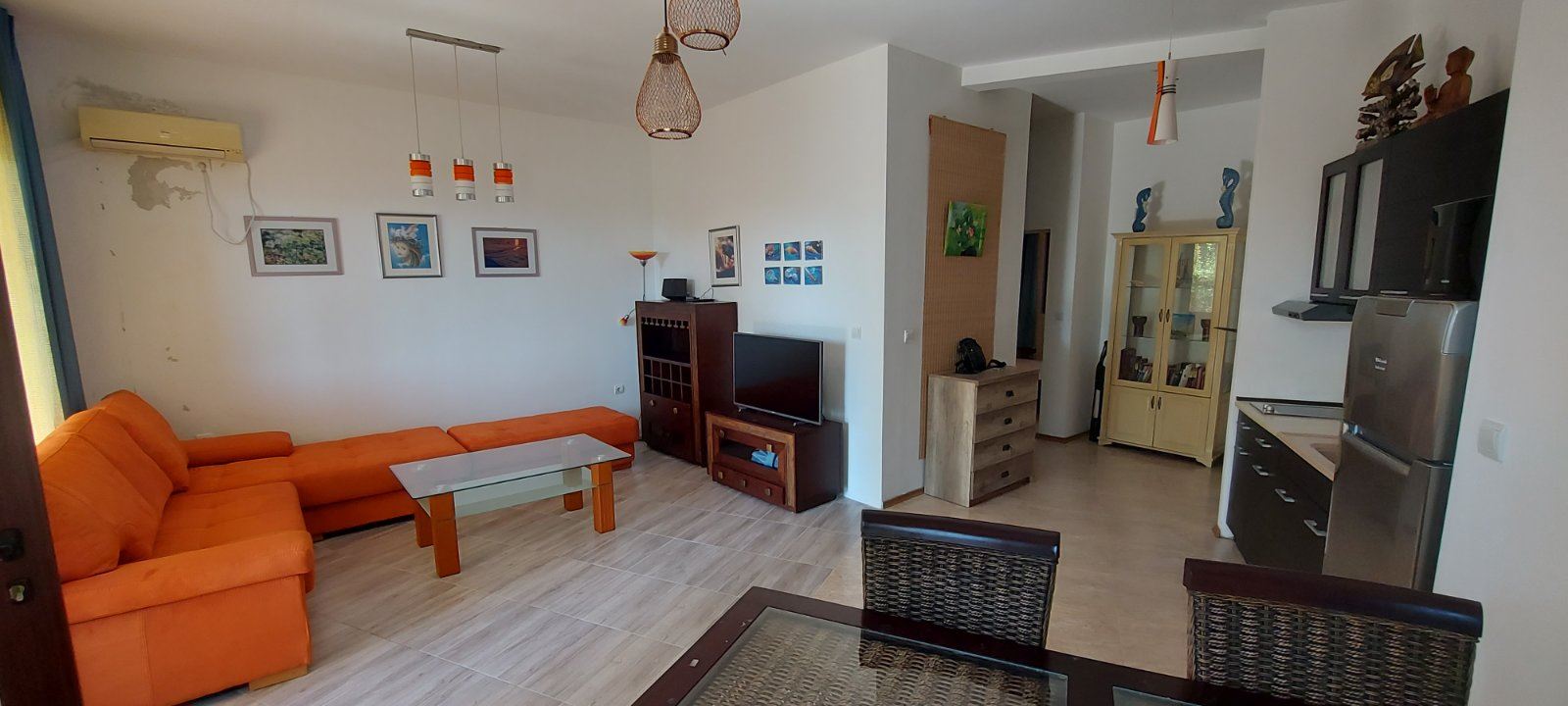 Erste Meereslinie in Aheloy – Wohnung mit einem Schlafzimmer, Panoramablick auf das Meer, eigenem Garten und hervorragenden Annehmlichkeiten