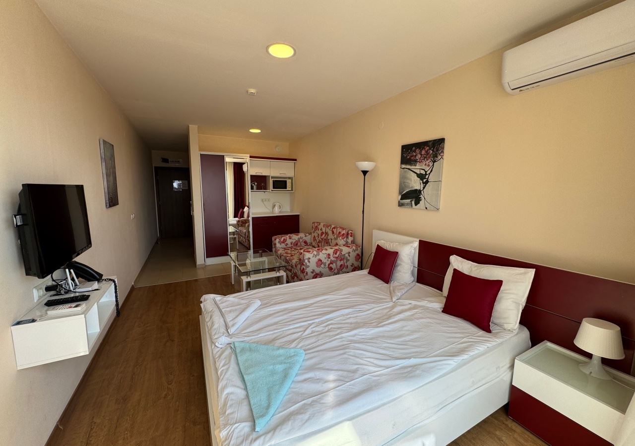 Studio in erster Meereslinie mit Meerblick in einem Luxuskomplex – vollständig möbliert und sofort nutzbar