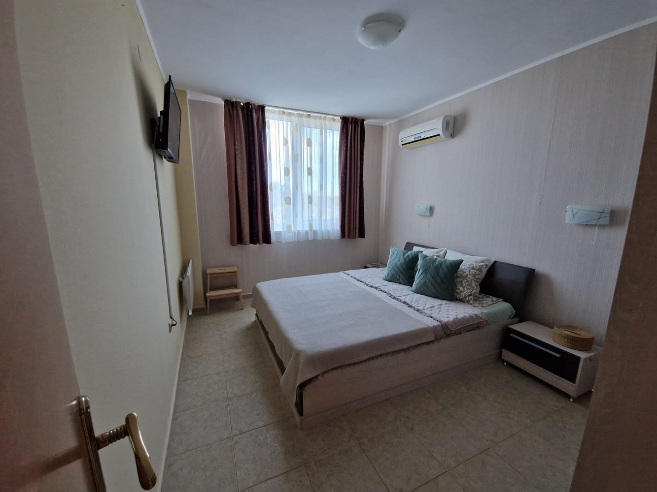 Meer und Annehmlichkeiten ganz in der Nähe – 2-Zimmer-Wohnung 100 m vom Strand entfernt in Sonnenstrand