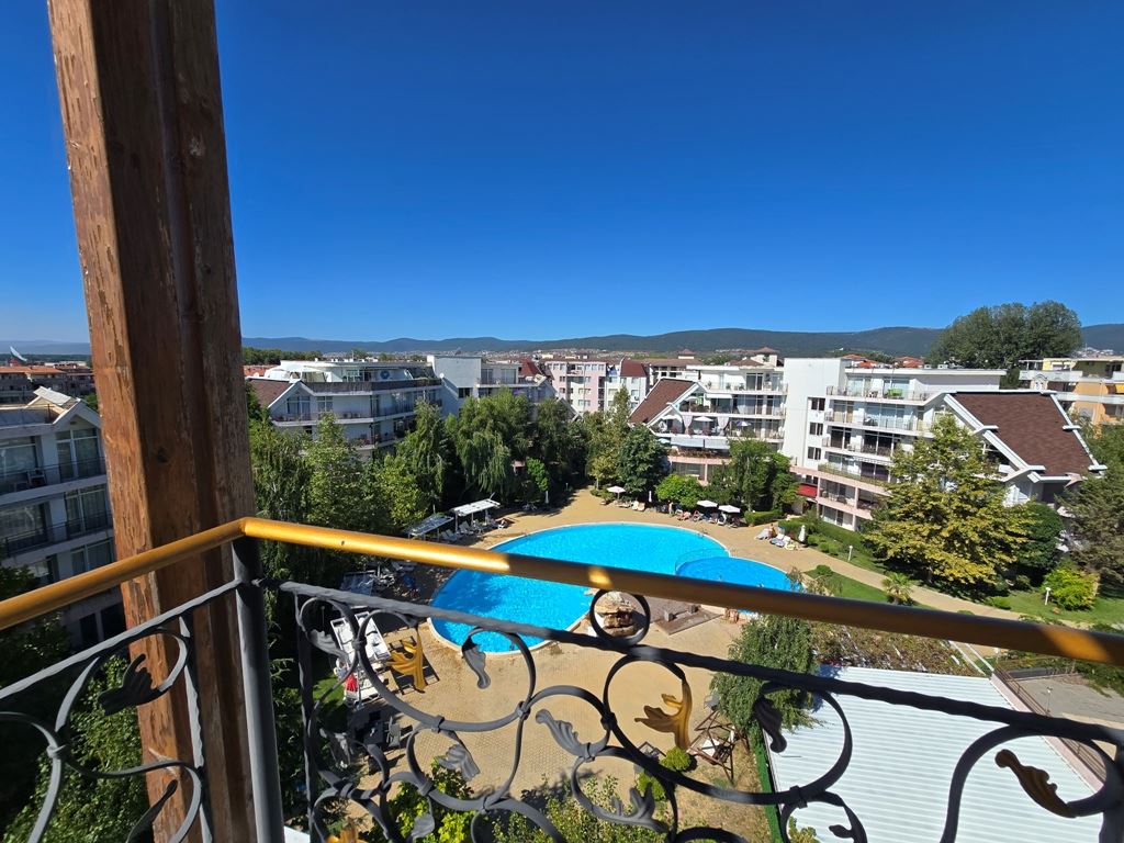Sonnenstrand - Vollständig möblierte Wohnung mit zwei Balkonen und beeindruckender SPA-Infrastruktur