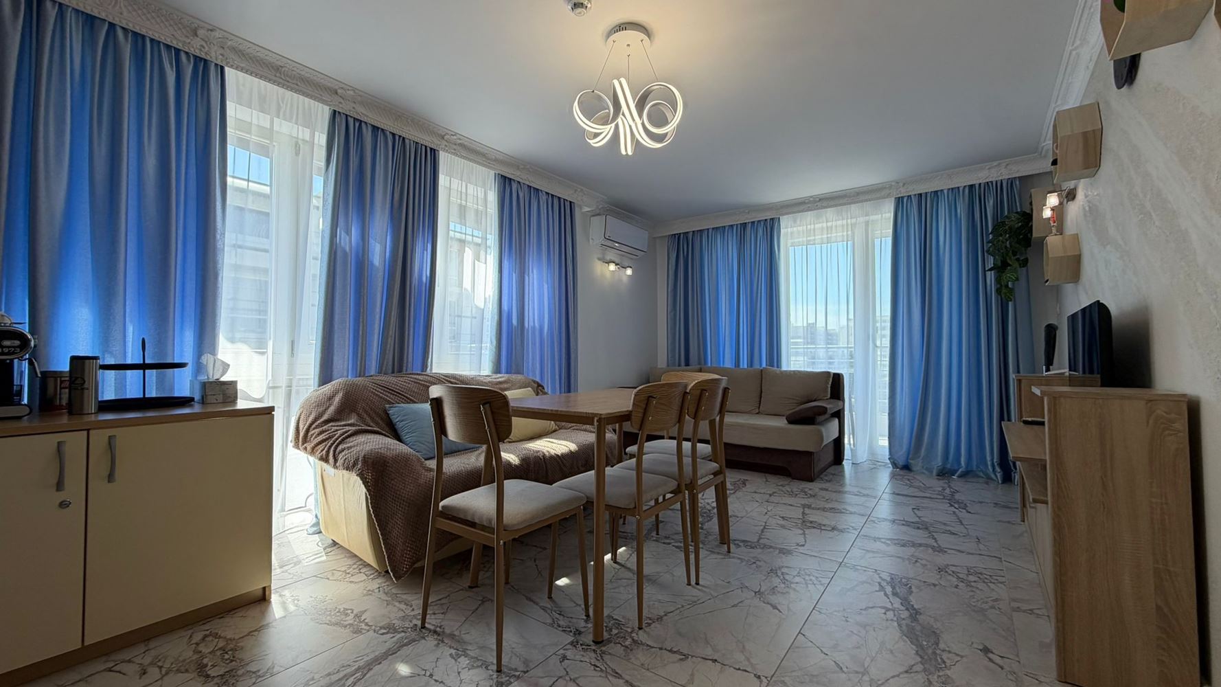 Geräumige Zwei-Zimmer-Wohnung 300 m vom Meer in Sunny Beach – Komfort, Sicherheit und hervorragende Investition