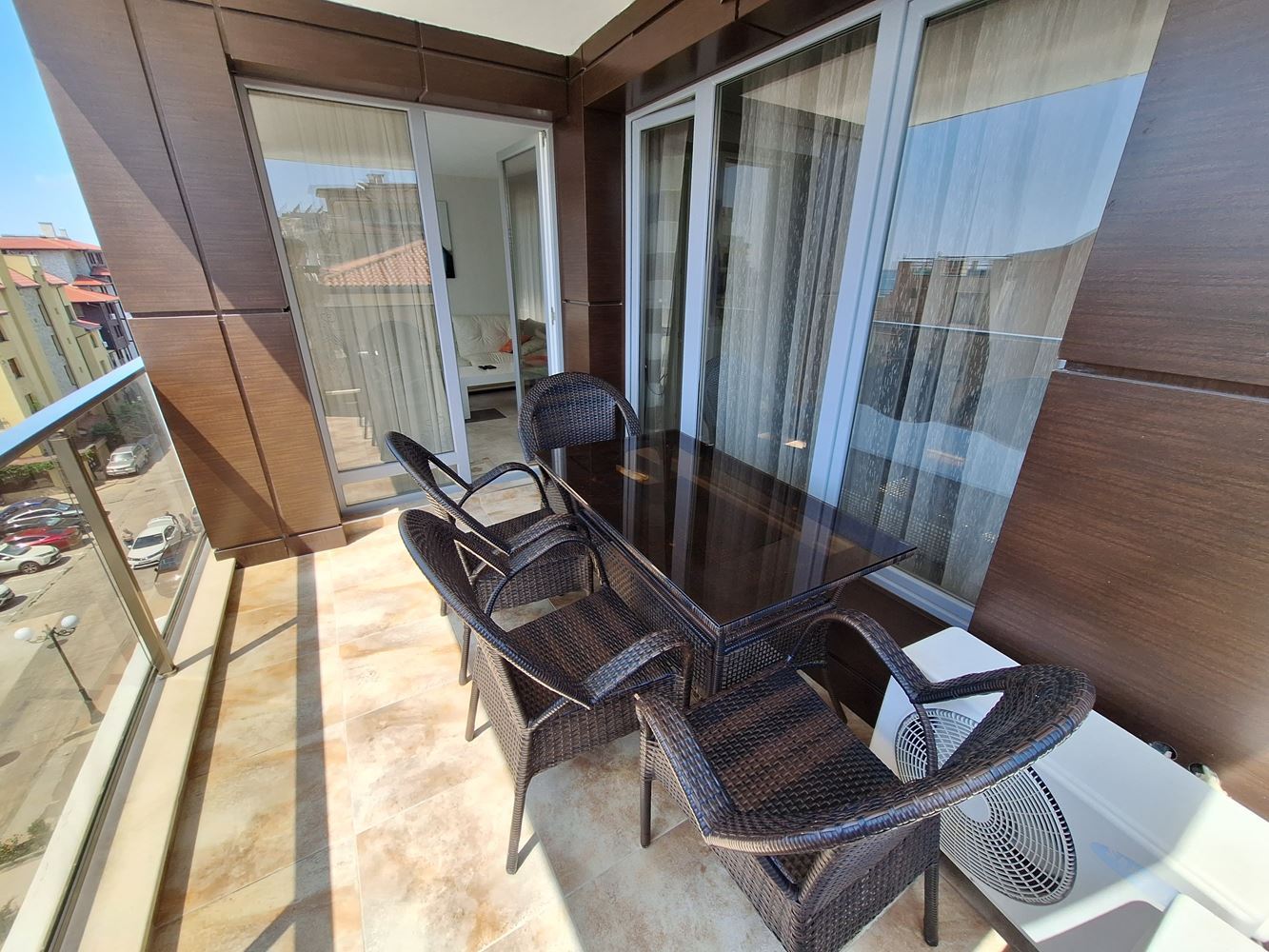 Geräumige 3-Zimmer-Wohnung mit Parkplatz nur 200 Meter vom Meer entfernt in Sveti Vlas