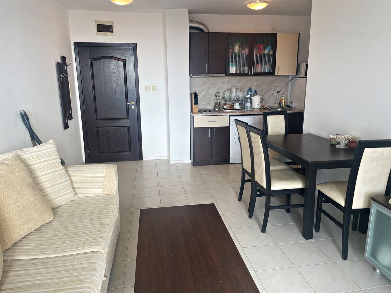 Zweizimmerwohnung mit Panoramameerblick in Sveti Vlas – Stil, Komfort und ausgezeichnete Investition