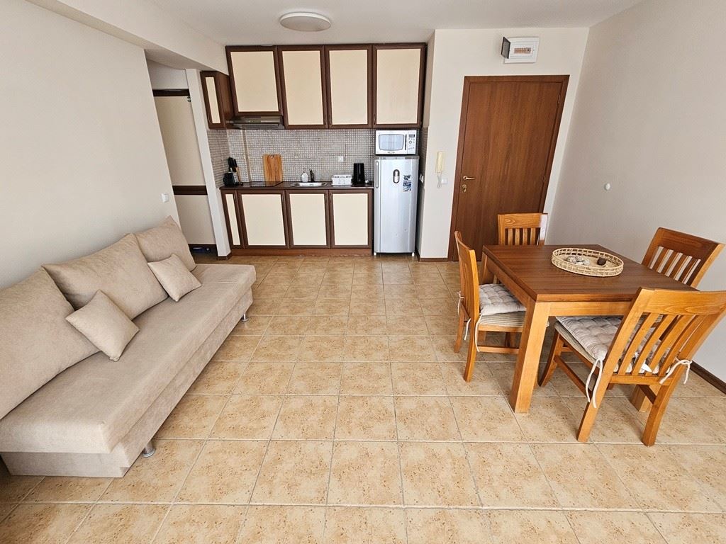 2-Zimmer-Wohnung mit Panoramablick und ausgezeichneter Lage in Sunny Beach