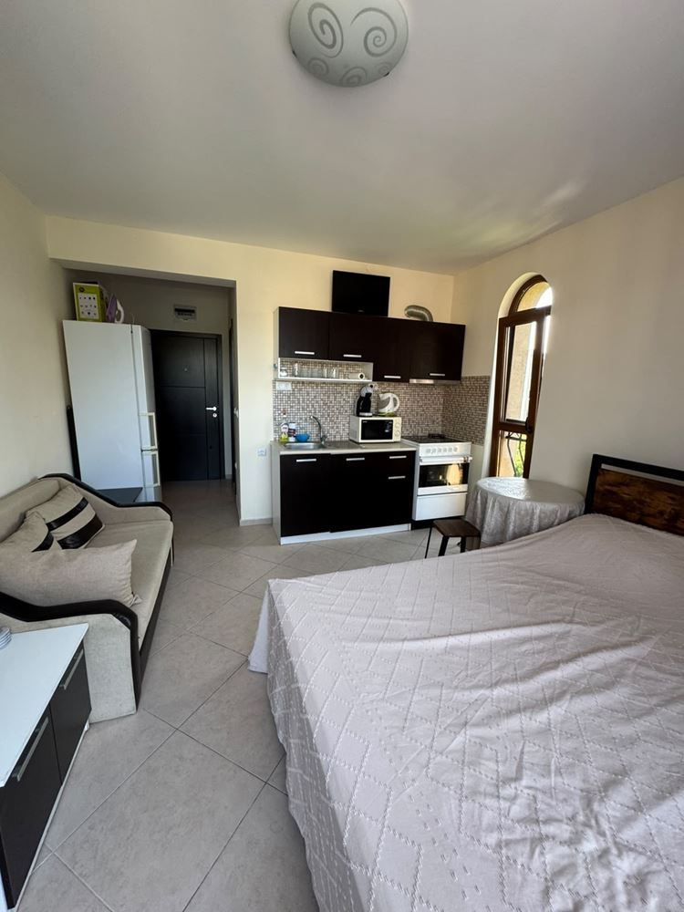 Studio in einer luxuriösen Wohnanlage in Sonnenstrand – hervorragende Lage, Komfort und bezugsfertige Immobilie