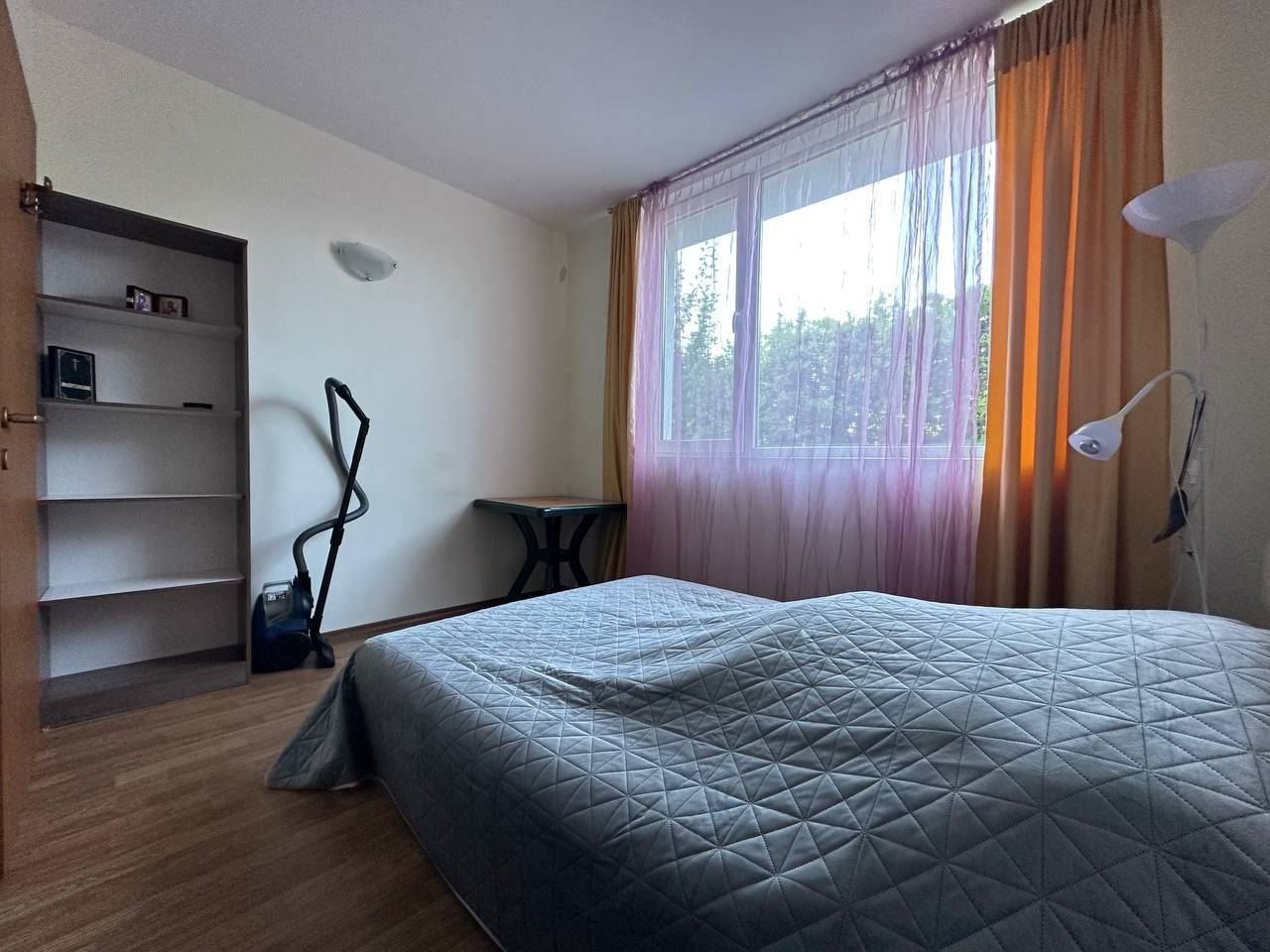 Gemütliche Zweizimmerwohnung in Ravda mit direktem Zugang zum Poolbereich