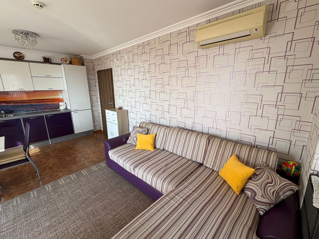 Drei-Zimmer-Wohnung mit Panoramablick auf das Meer in Sveti Vlas – 200 m vom Strand