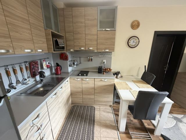 Großzügiges Apartment mit drei Schlafzimmern in Meeresnähe und mit hervorragender Infrastruktur innerhalb der Anlage