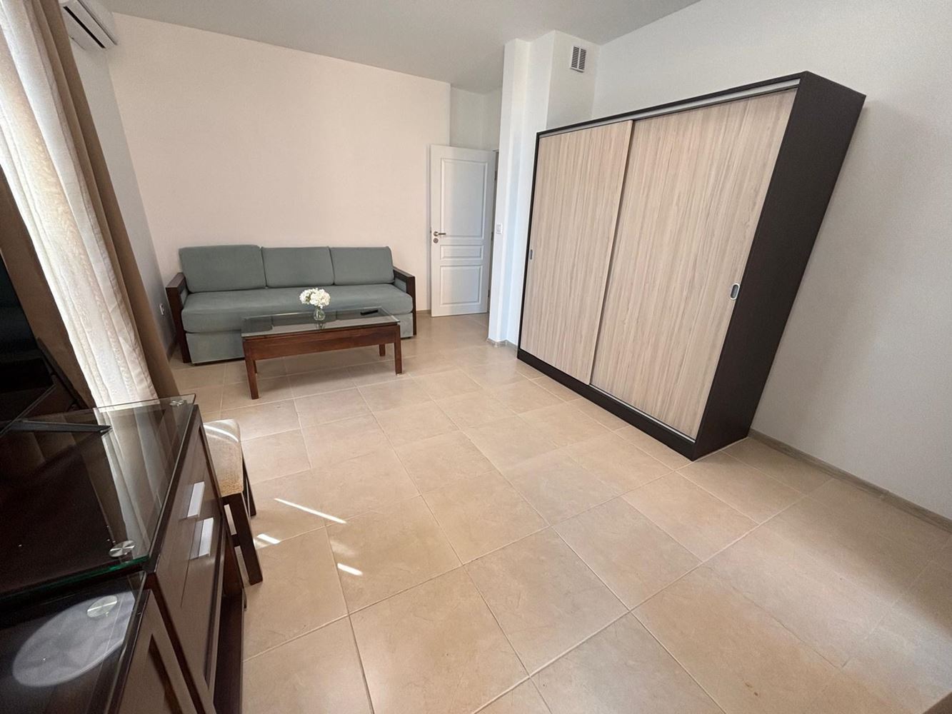 Gemütliche Wohnung mit einem Schlafzimmer in Ravda – nur 200 m vom Meer entfernt, ohne Instandhaltungsgebühr