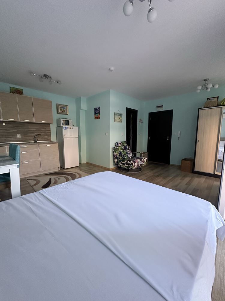 Studio in Sveti Vlas – Ruhe, Grün und hervorragende Lage nahe dem Meer