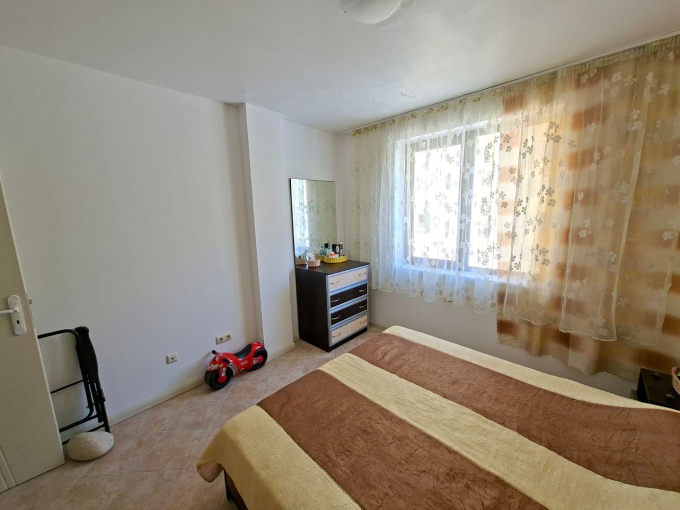 Geräumige 2-Zimmer-Wohnung in Sveti Vlas ohne Wartungsgebühr – ausgezeichnete Lage, schöne Immobilie am Meer