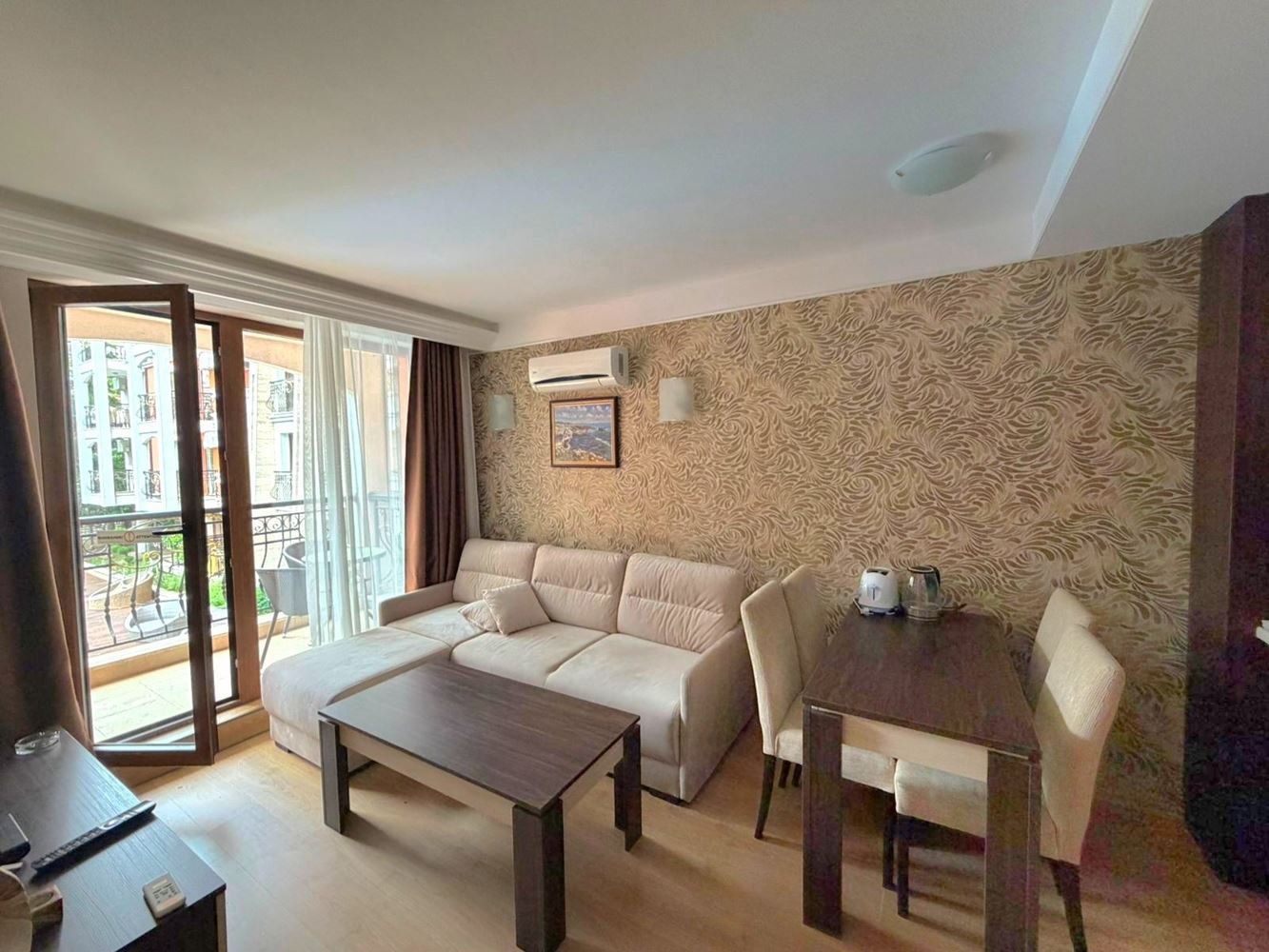 Zweizimmerwohnung mit Poolblick in einer ganzjährig geöffneten Anlage im Herzen von Sunny Beach